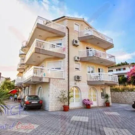 Apartmán Tomi *